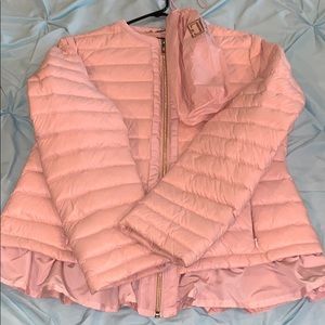 Ivanka Trump light puffer jacket